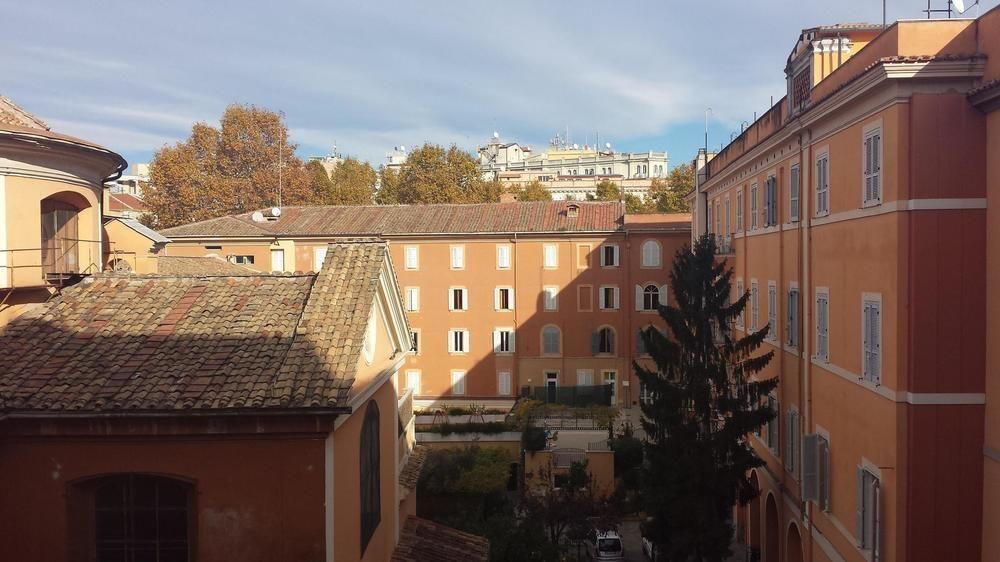 Hotel Saturnia Рим Екстер'єр фото